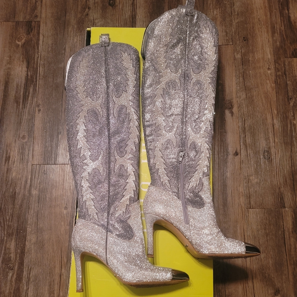 Gianni Bini rhinestone cowboy boots 9.5